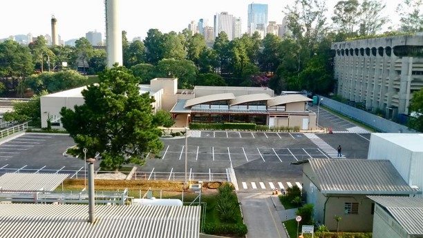 Construção de galpão de resíduos e implantação de estacionamento interno — Barueri/SP
